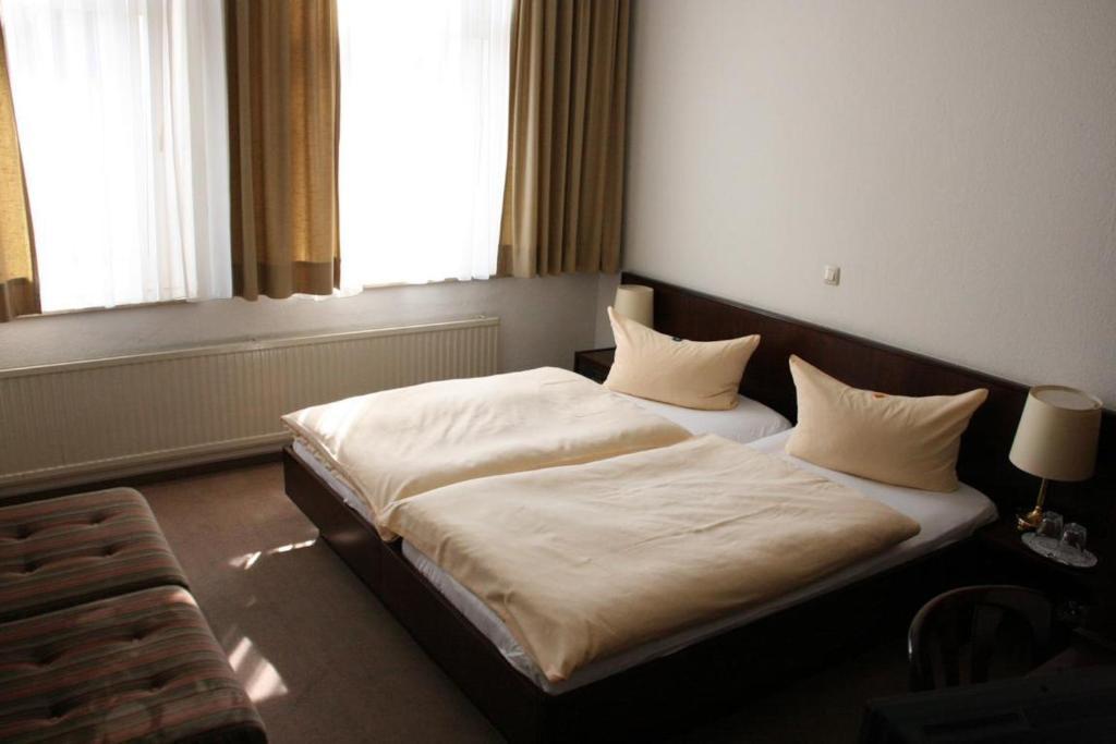Hotel Diening Essen Room photo